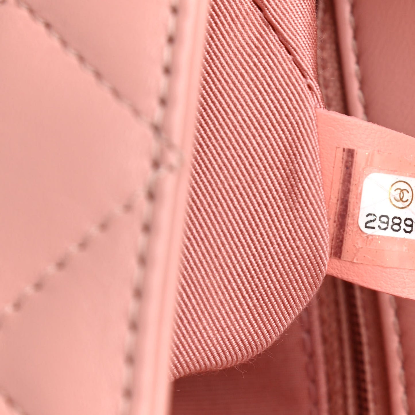 Calfskin Quilted Enchained Flap Light Pink
