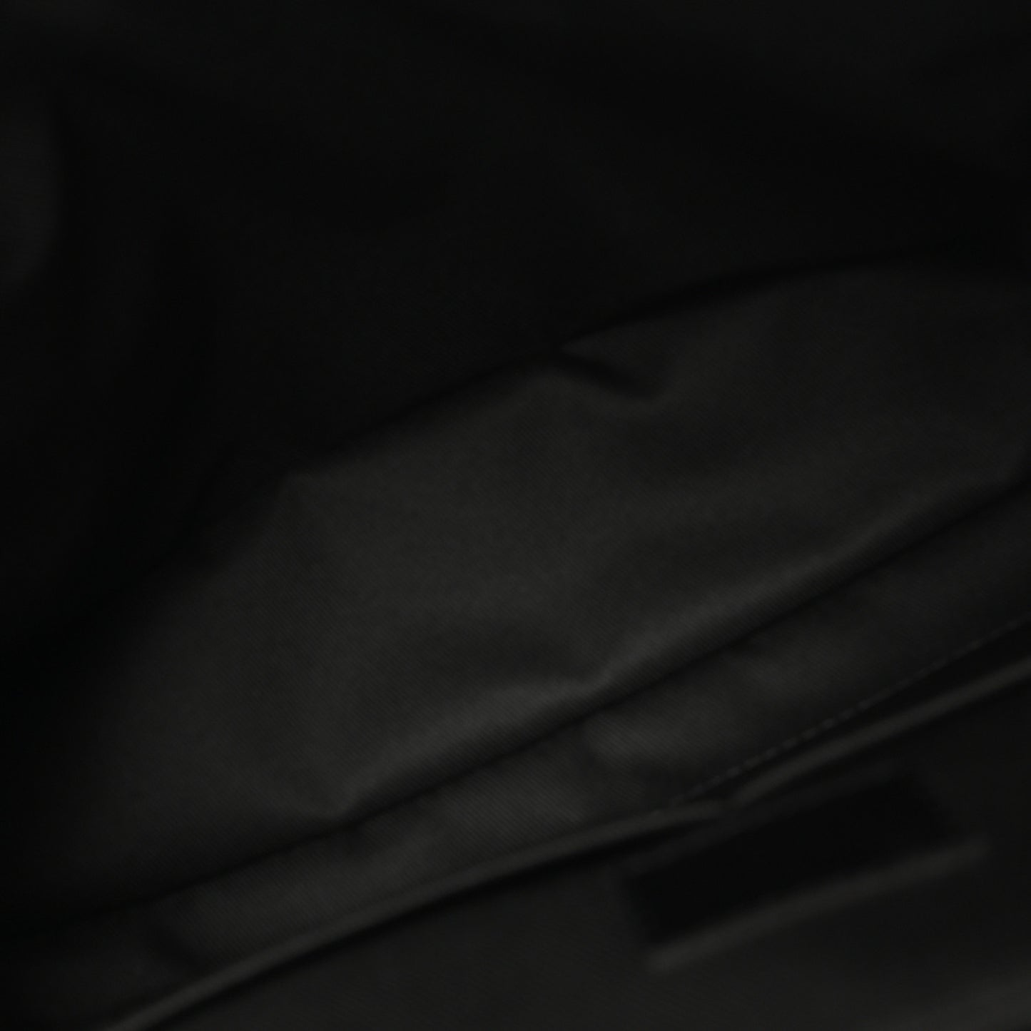 Taurillon Christopher Messenger Black