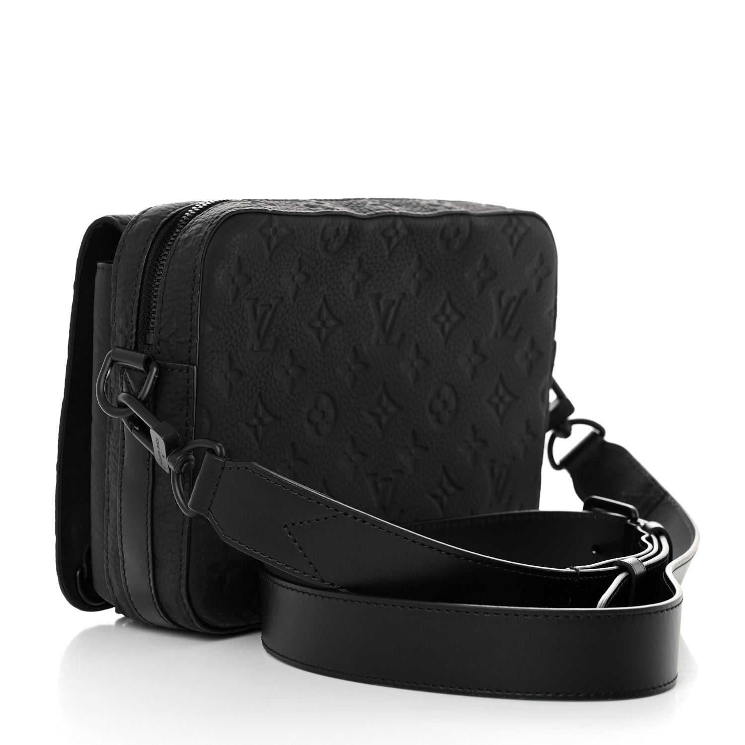 Louis Vuitton Taurillon Monogram Steamer Messenger Black 2 of 9