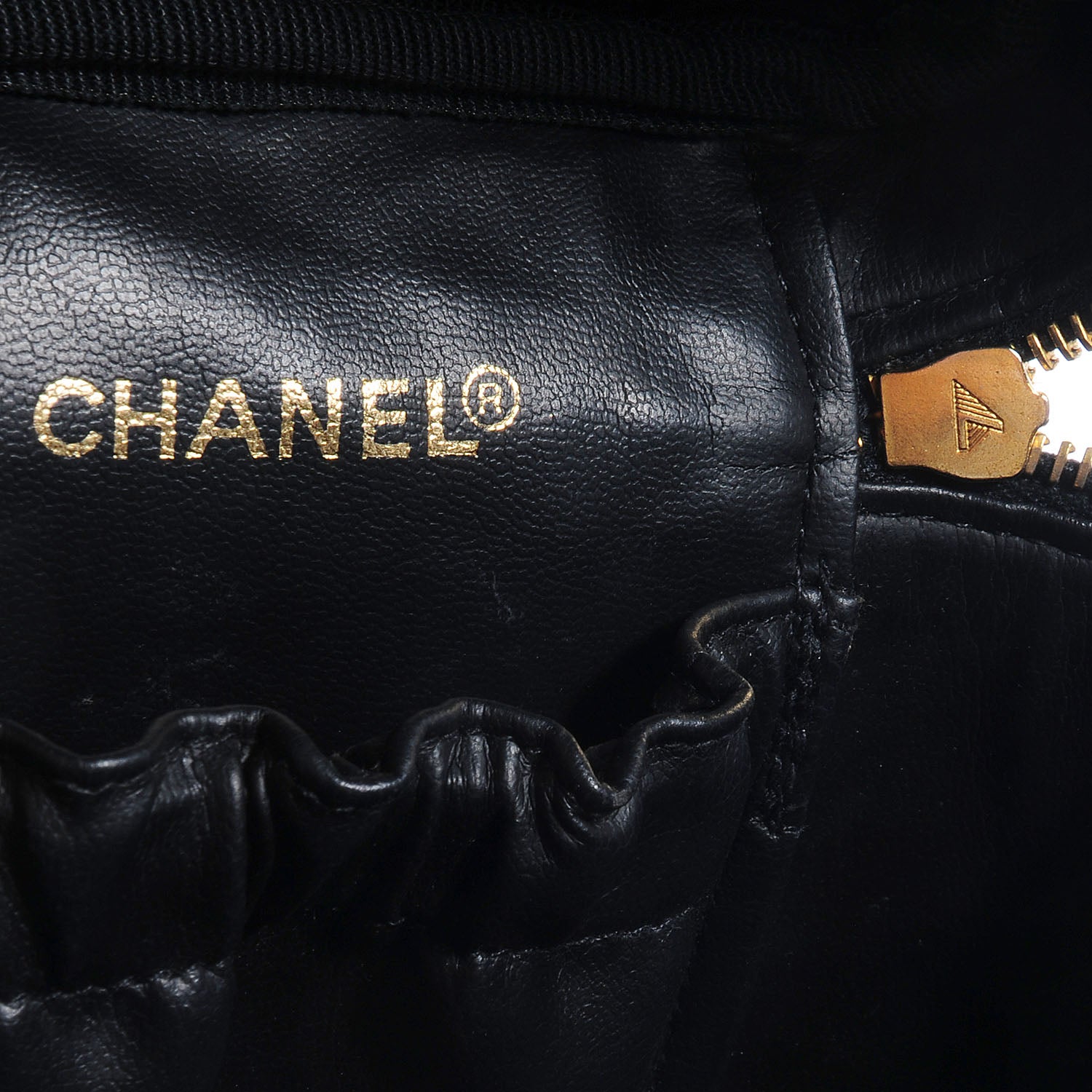 Chanel Caviar Cosmetic Vanity Bag Black 6 of 8