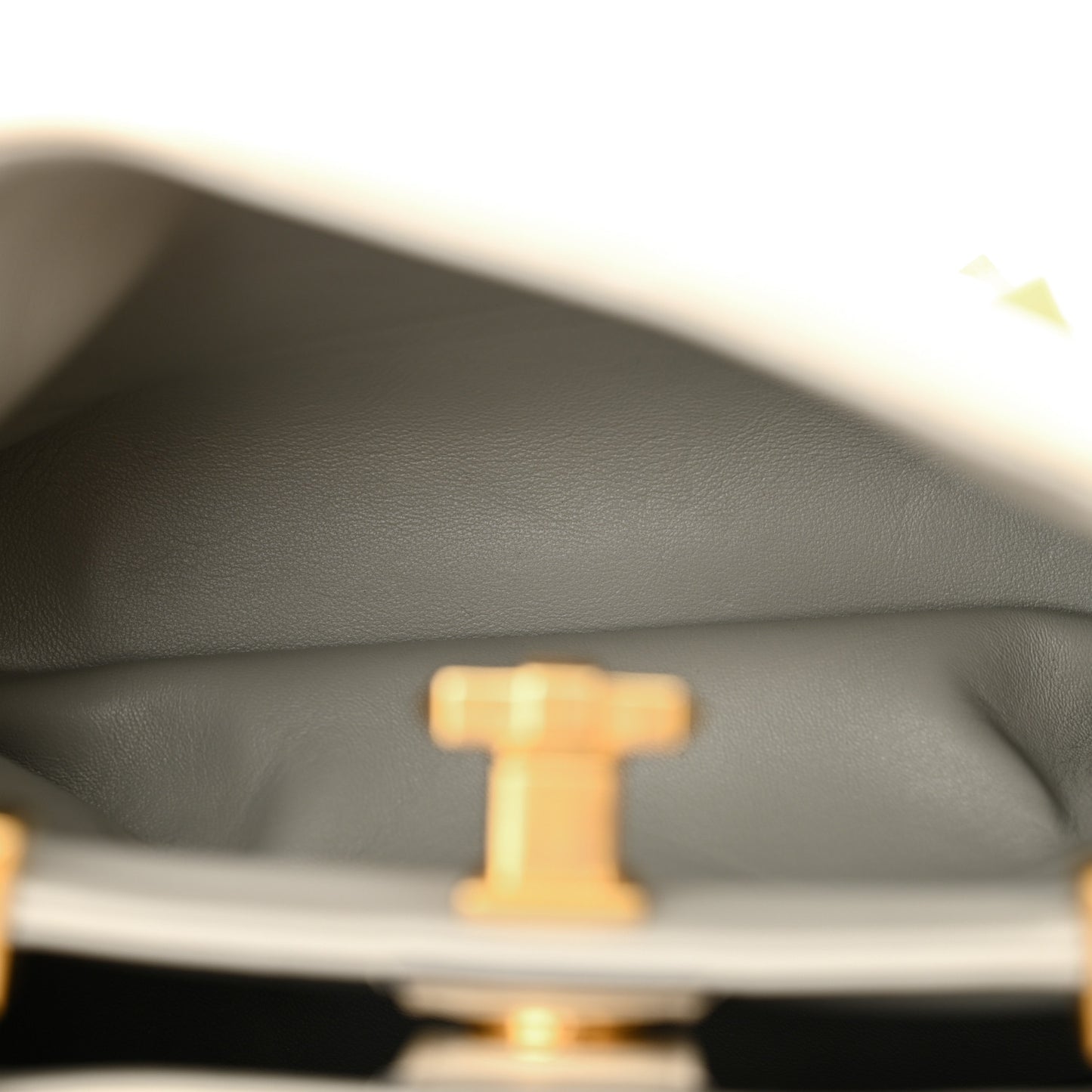 Nappa Small Roman Stud The Handle Bag Ivory