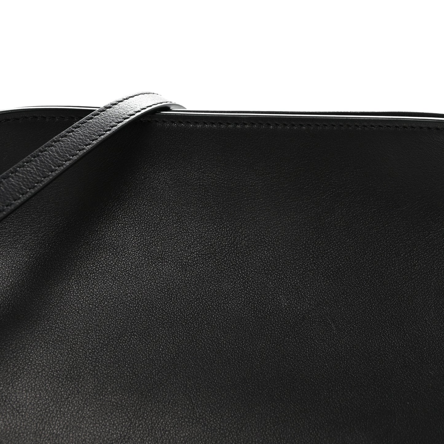 Smooth Calfskin Peggy Bag Black