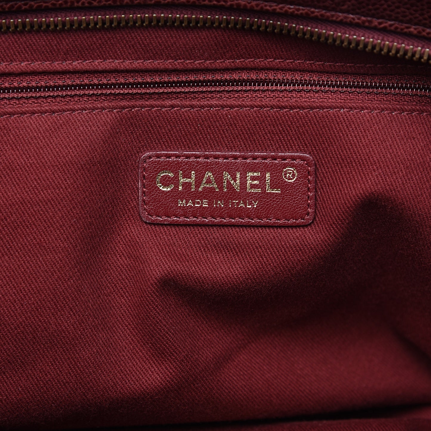 Crumpled Grained Calfskin Quilted Maxi Shiva Flap Bordeaux