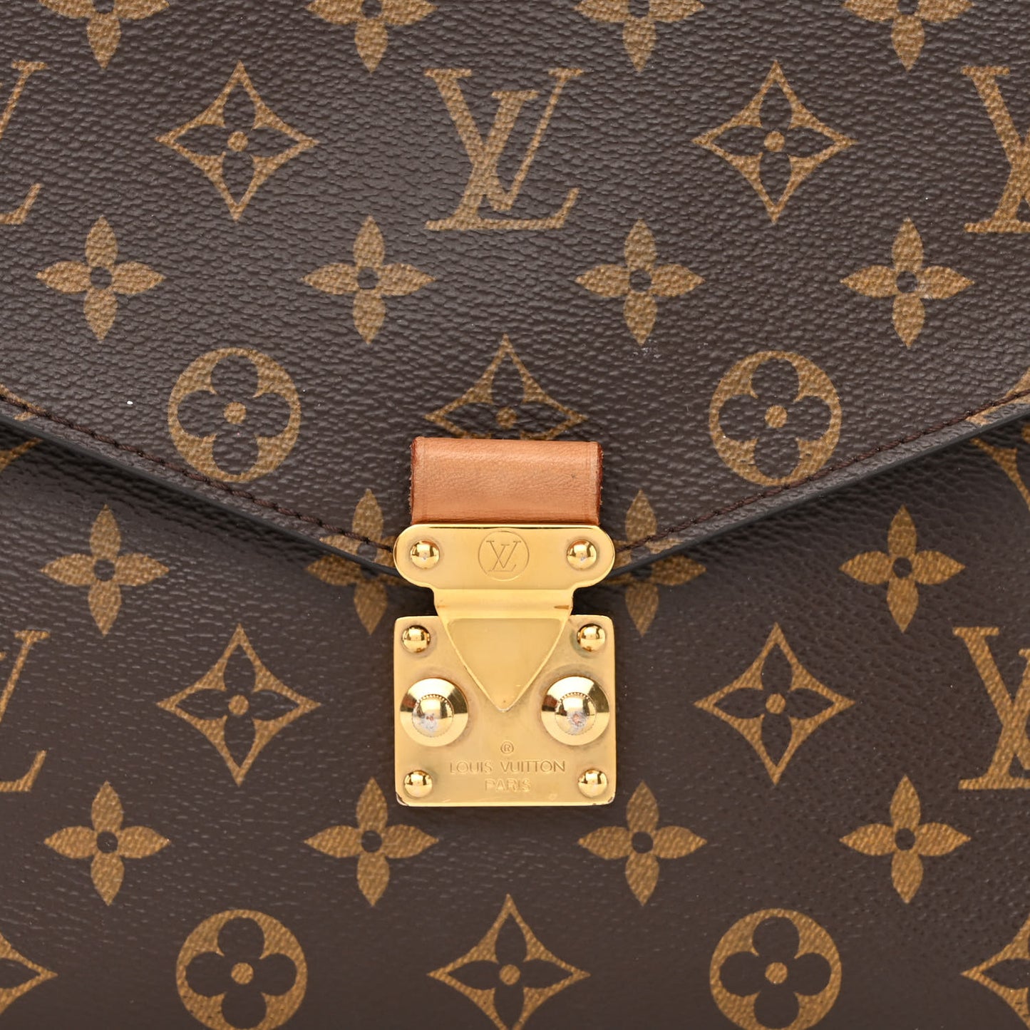 Monogram Pochette Metis