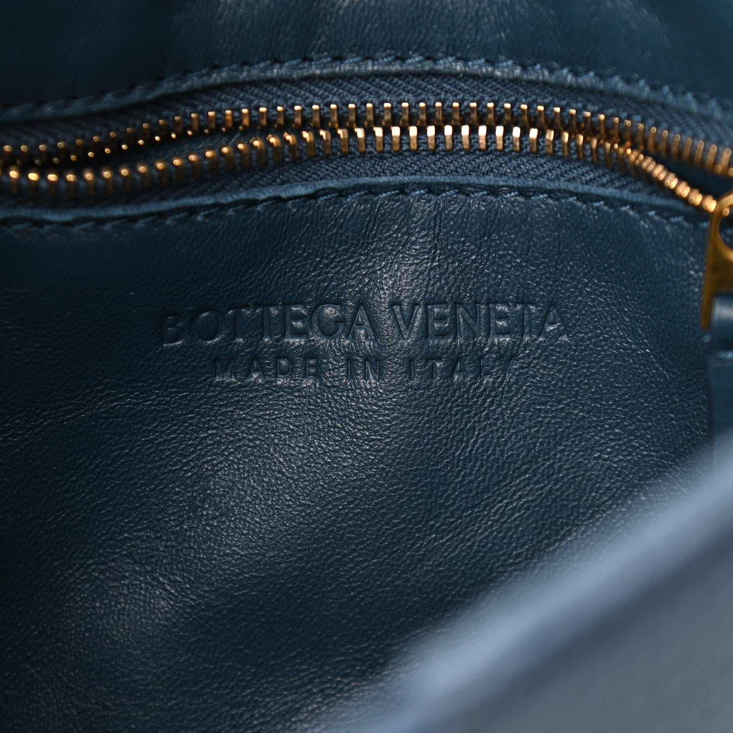 Bottega Veneta Grained Calfskin Maxi Intrecciato Cassette Crossbody Bag Deep Blue 6 of 9