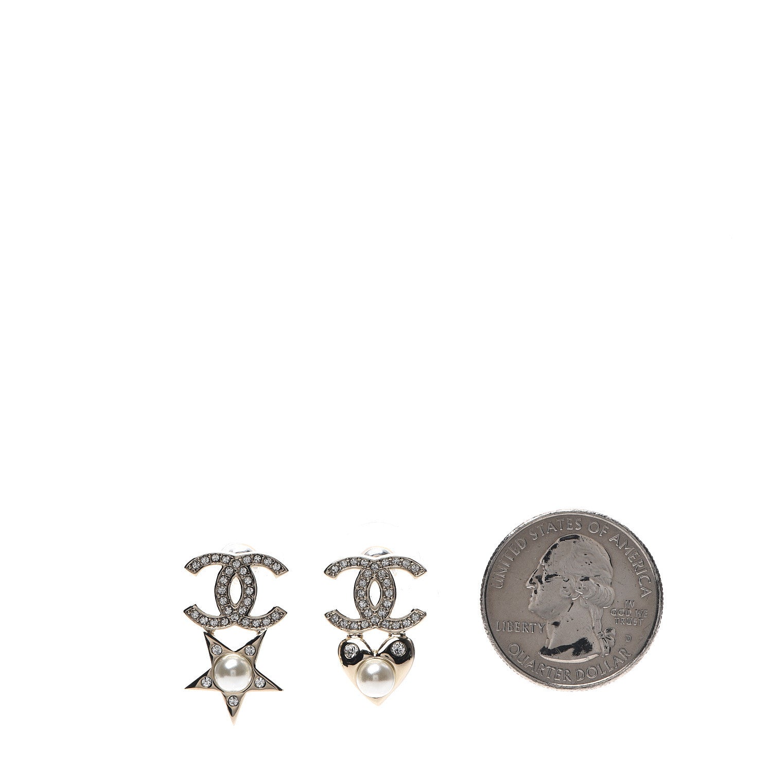 Chanel Crystal Pearl Charming Winter CC Star Heart Earrings Gold 2 of 5