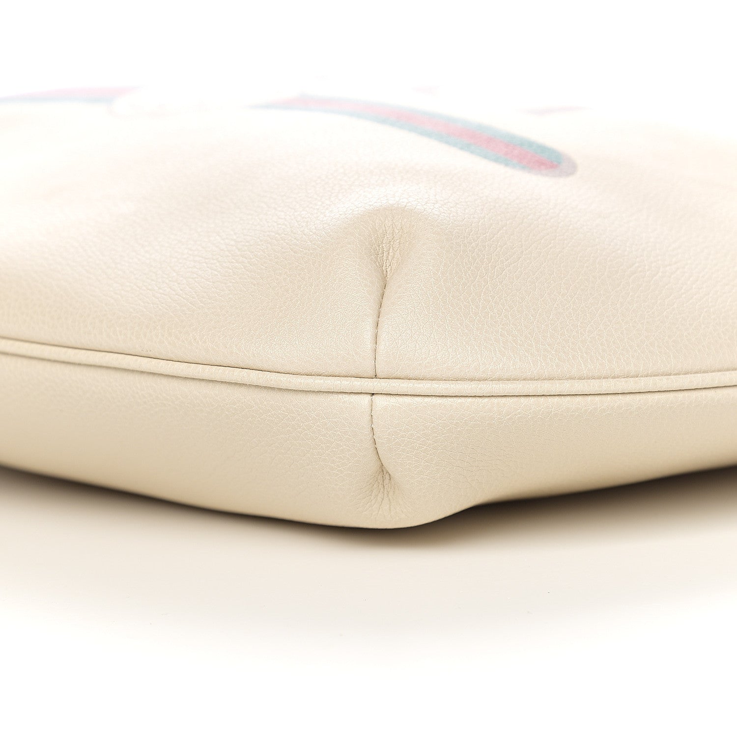 Gucci Grained Calfskin Logo Half Moon Hobo White 8 of 9