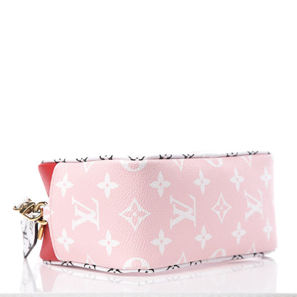 Louis Vuitton Monogram Giant Beach Pouch Rouge 4 of 6