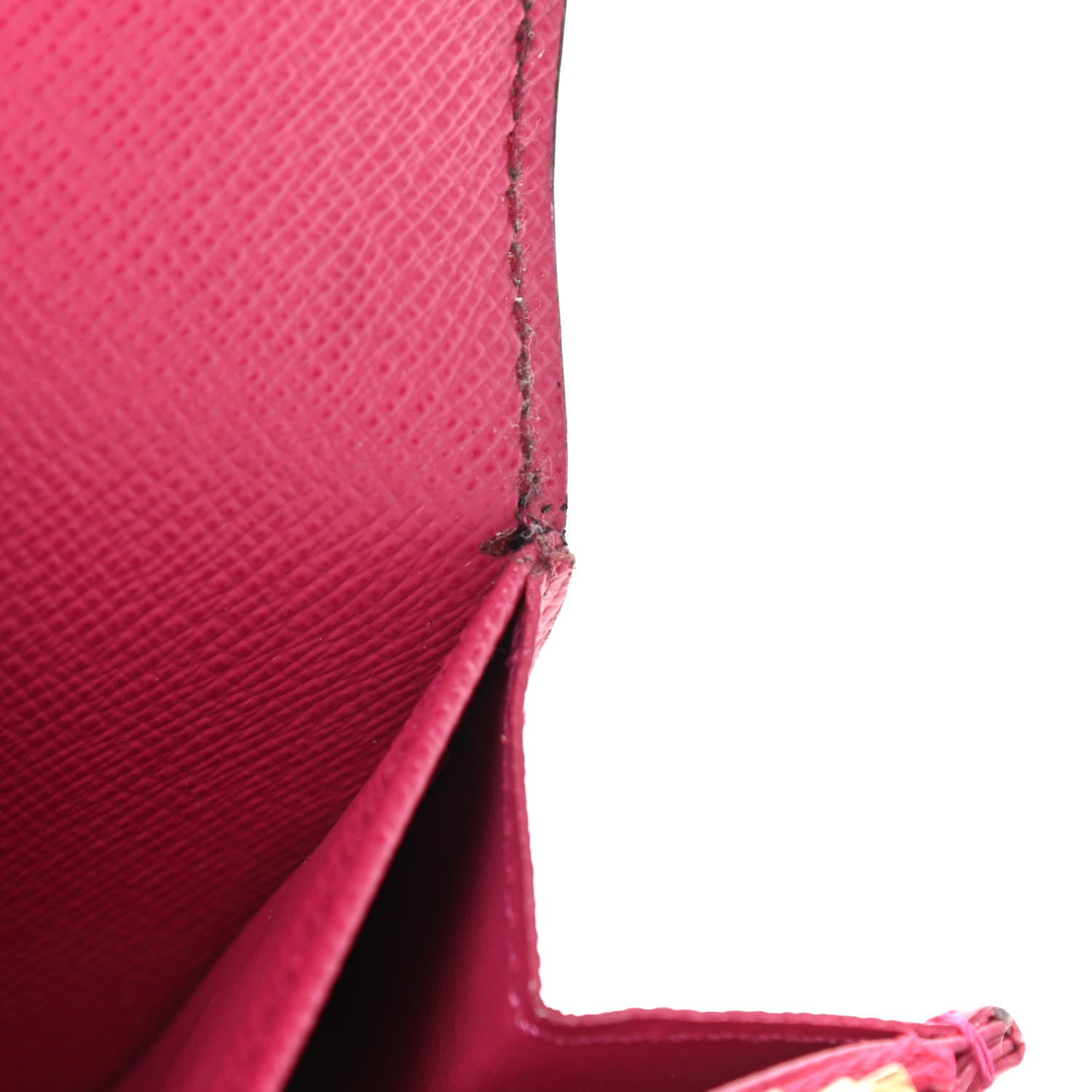 Louis Vuitton Monogram World Tour Sarah Wallet 7 of 10