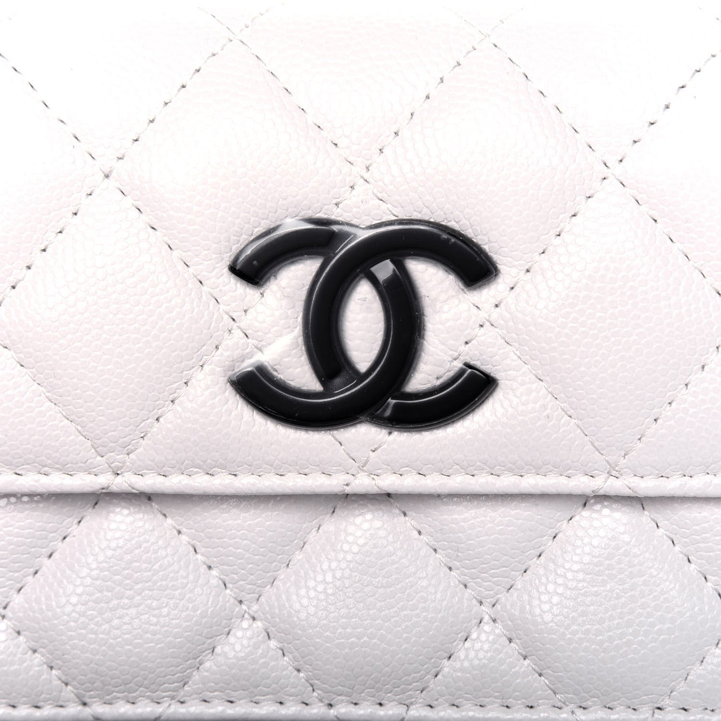 Caviar Quilted My Everything Belt Flap Card Holder White