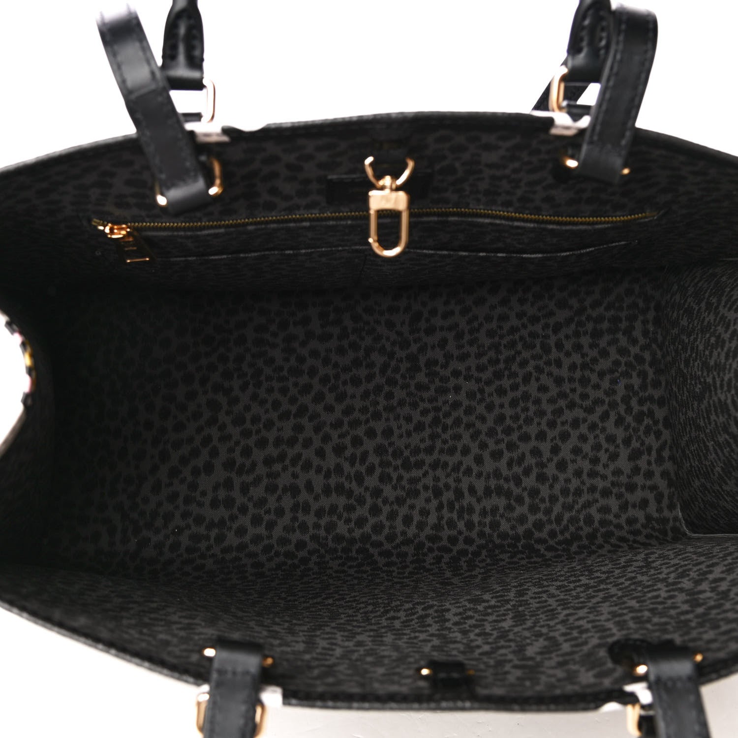 Louis Vuitton Monogram Giant Wild At Heart Onthego GM Black 4 of 4