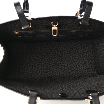 Louis Vuitton Monogram Giant Wild At Heart Onthego GM Black 4 of 4