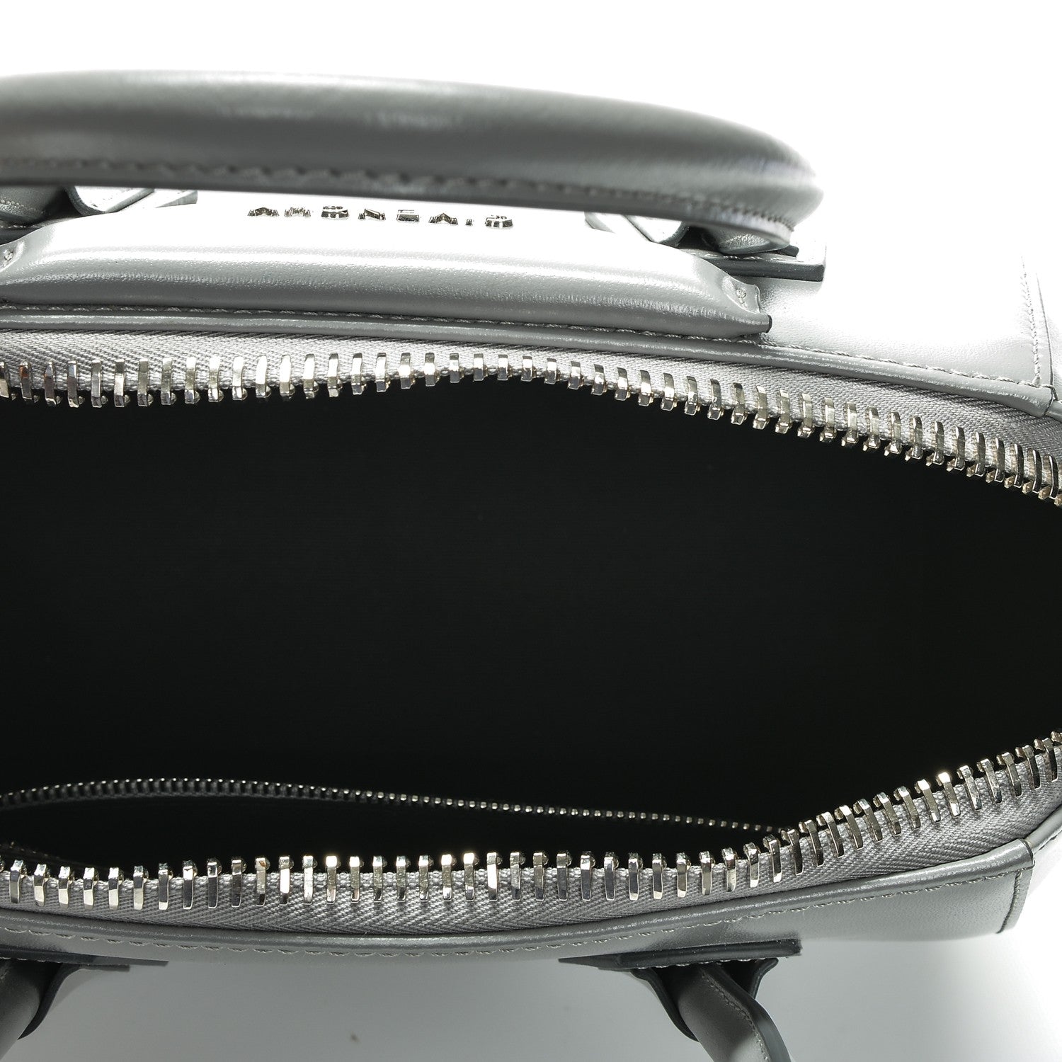 Givenchy Shiny Lord Calfskin Small Antigona Pearl Grey 5 of 6