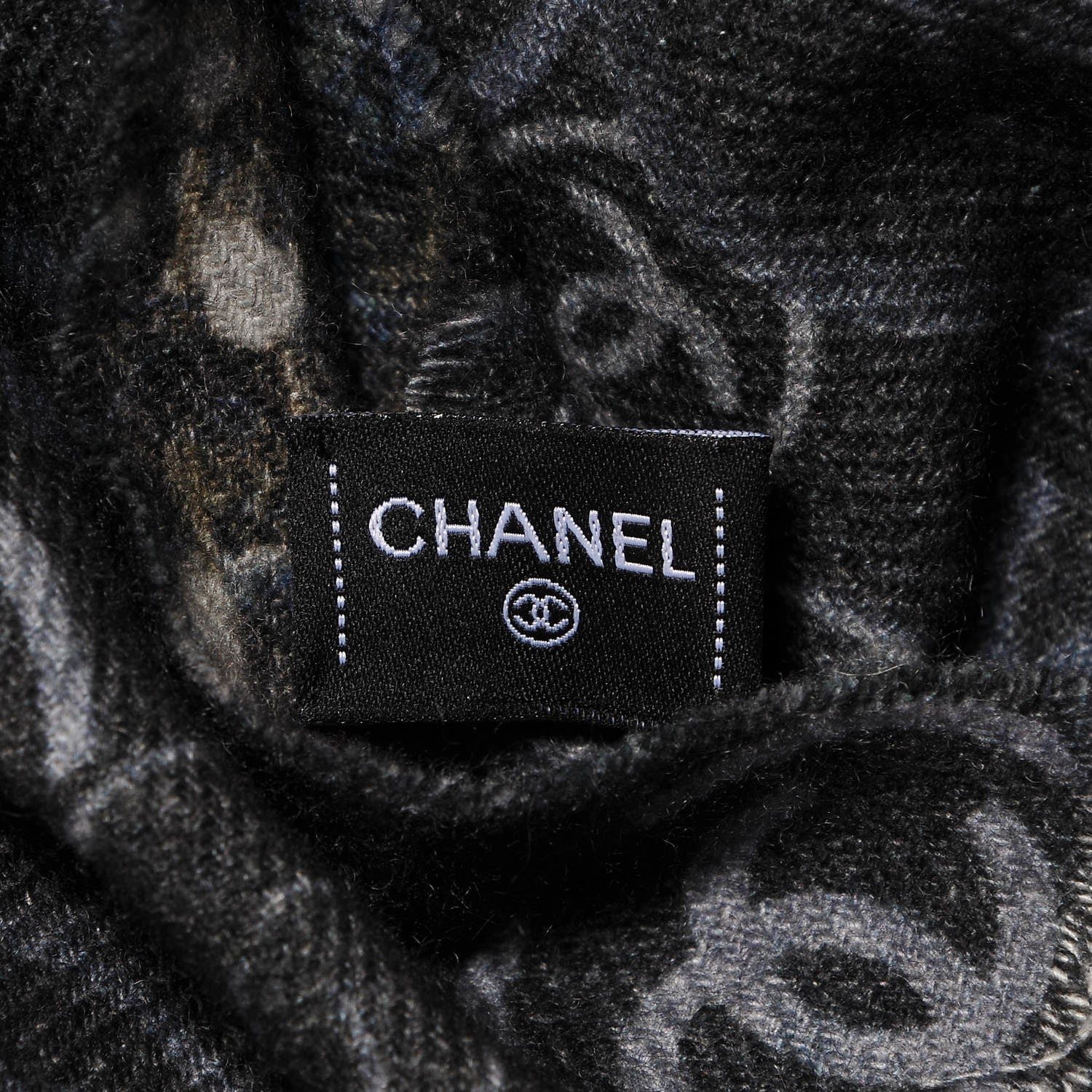 Chanel Cashmere CC Logo Scarf Grey 4 of 4