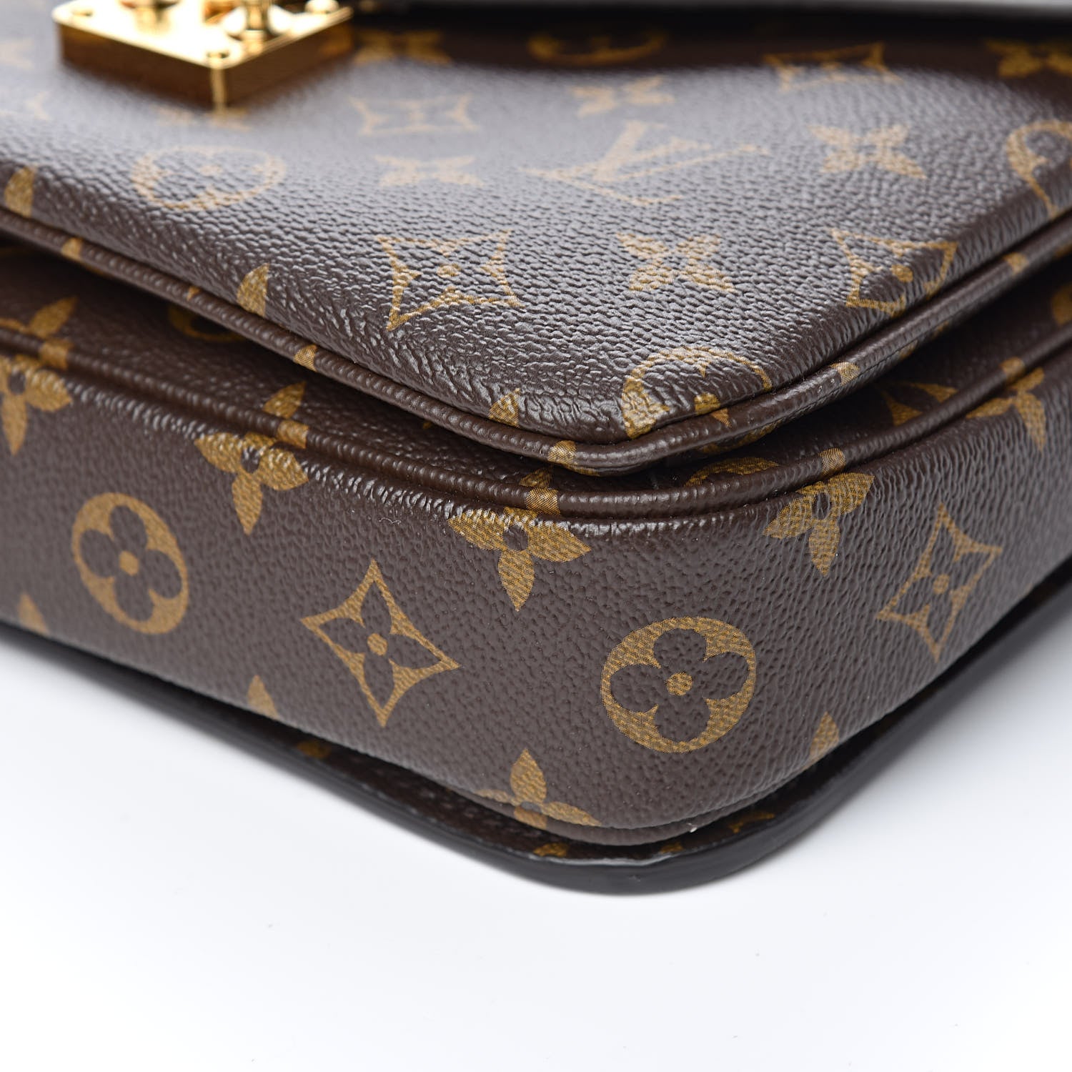Louis Vuitton Monogram Pochette Metis 8 of 9