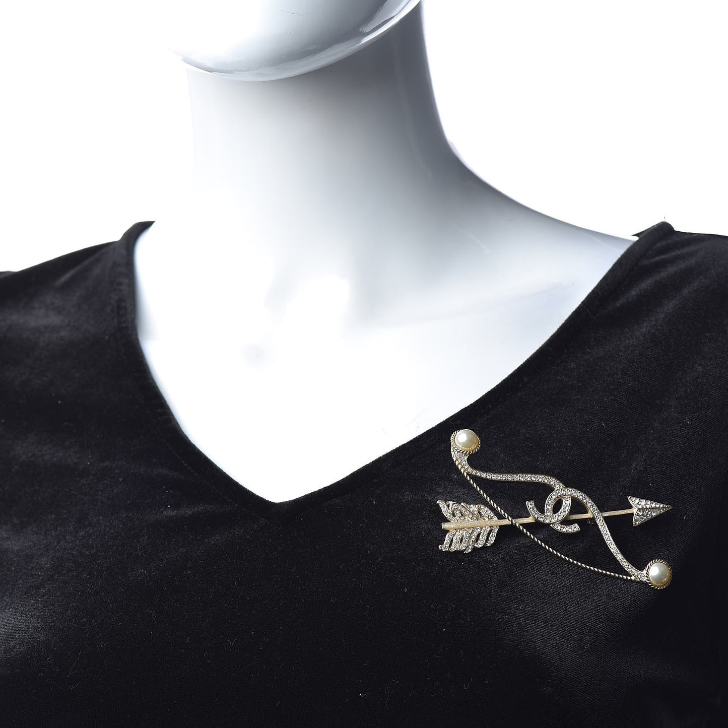 Crystal Pearl CC Arrow Brooch Gold