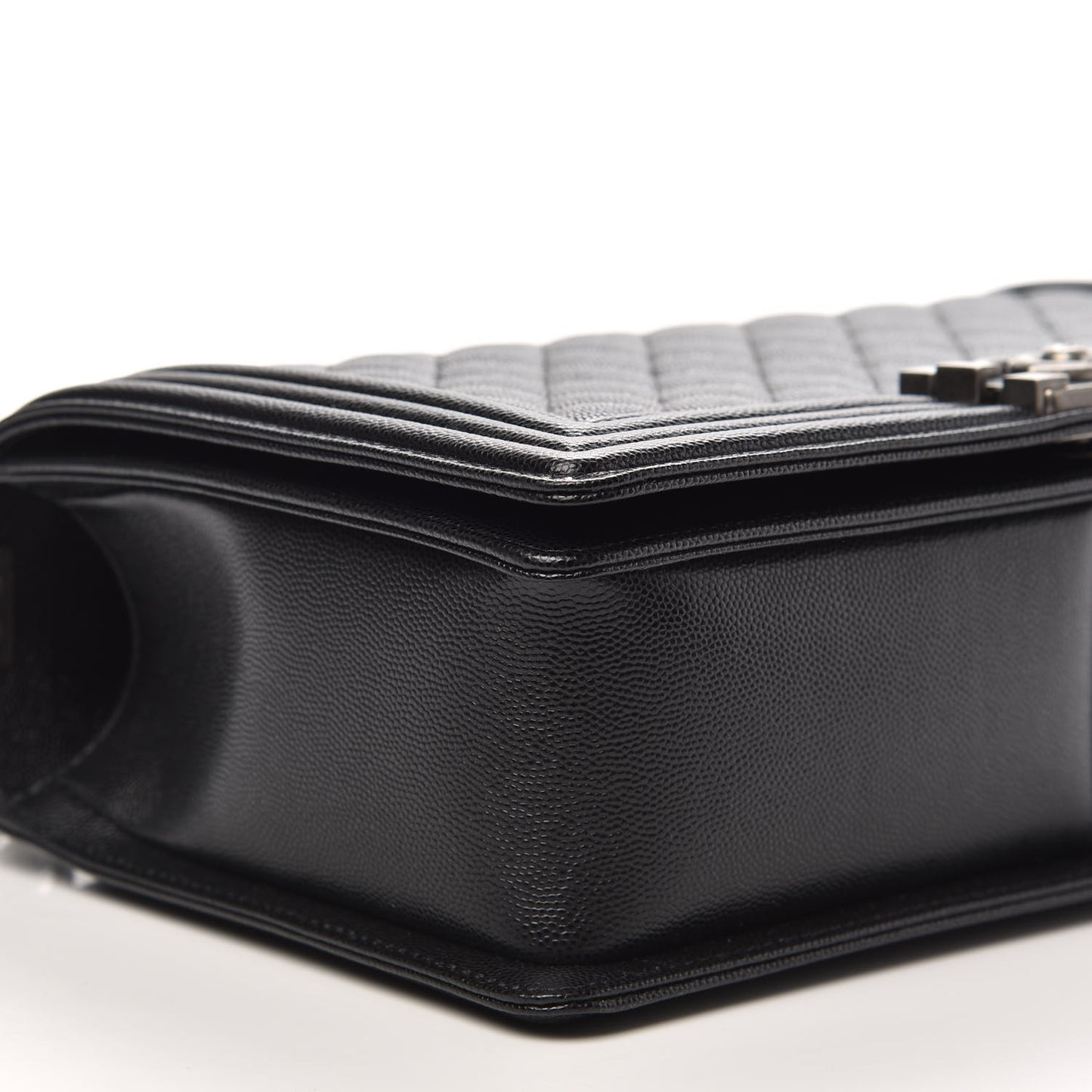 Caviar Quilted New Medium Boy Flap Black