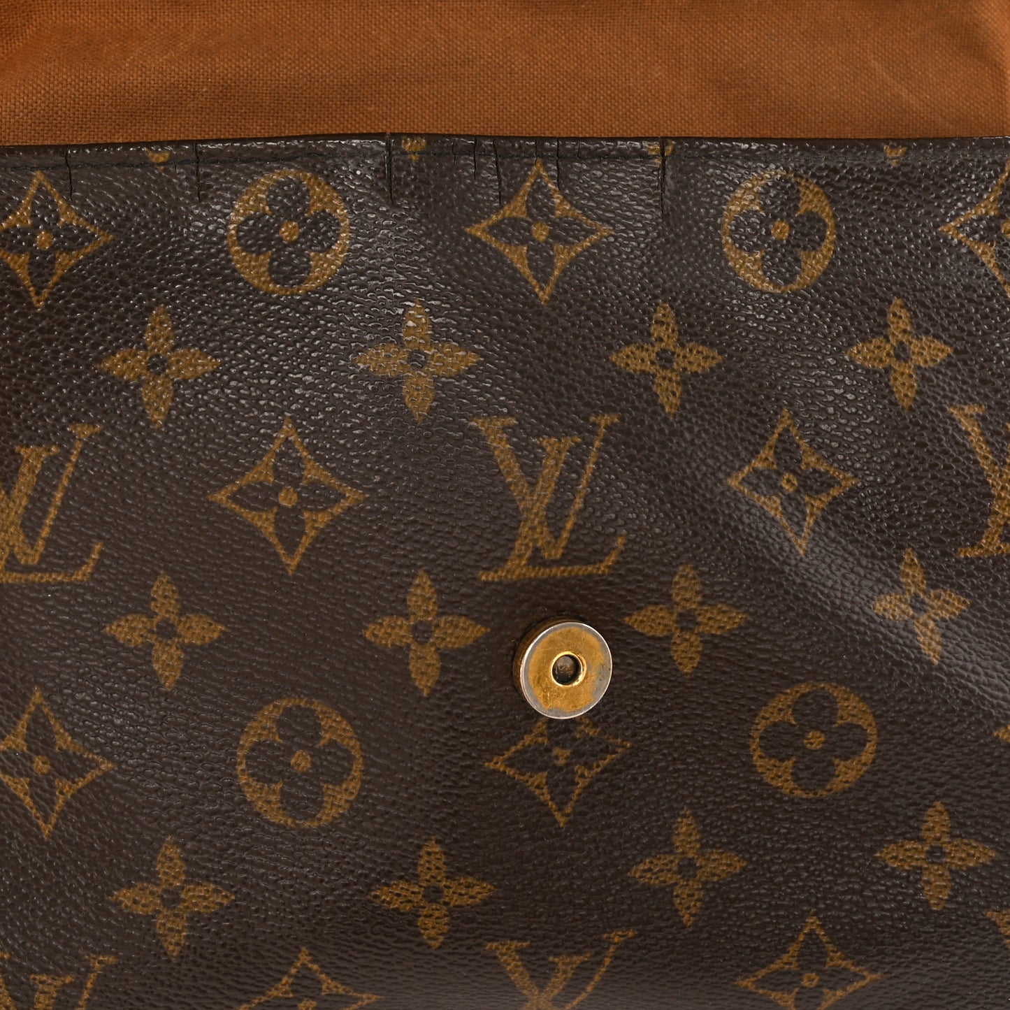 Monogram Mini Looping