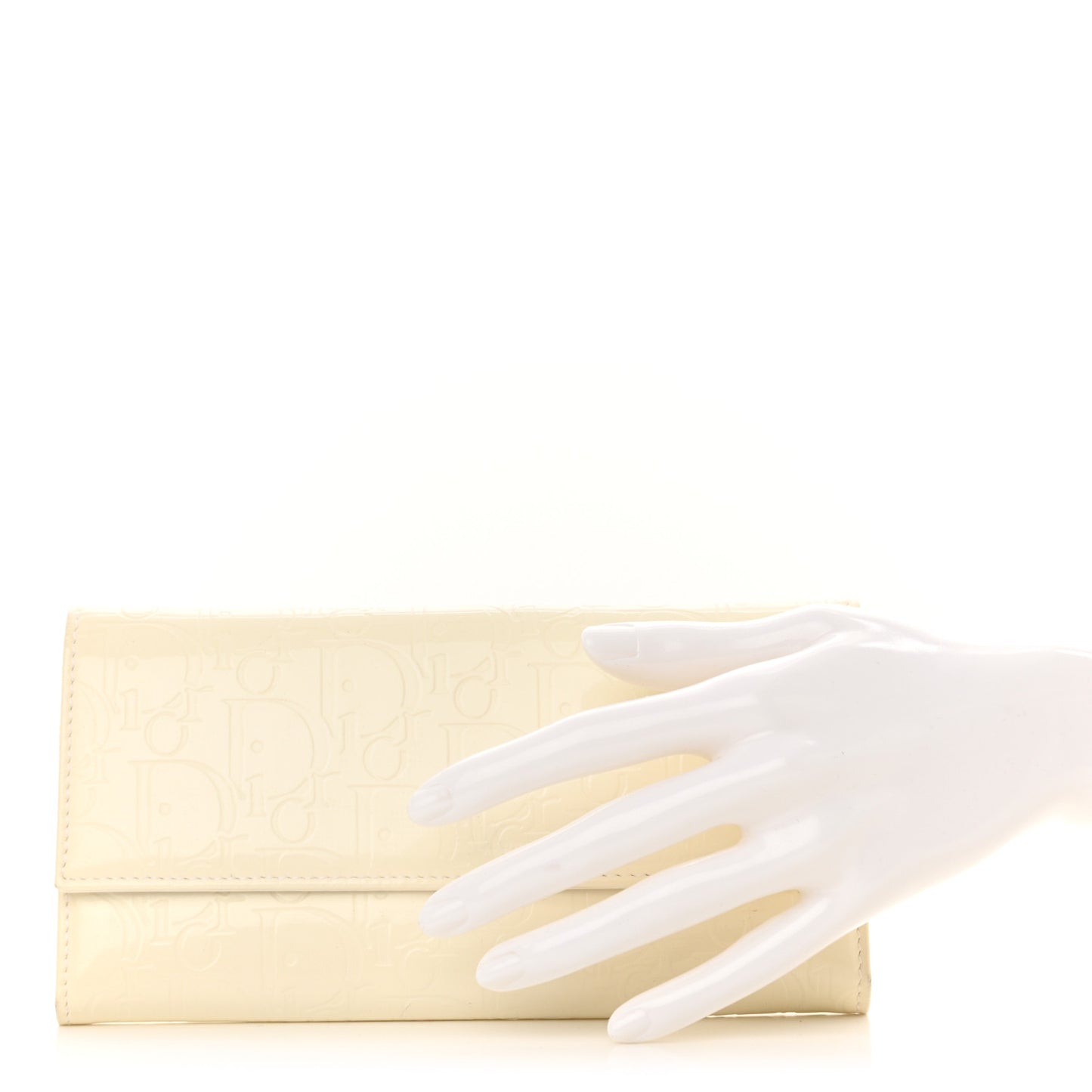 Patent Ultimate Rendez-Vous Chain Wallet White