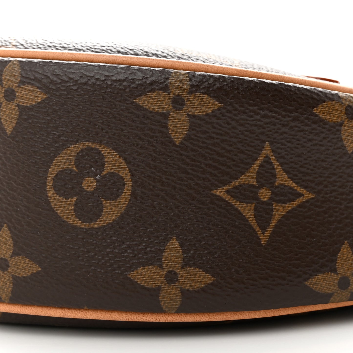 Monogram Loop