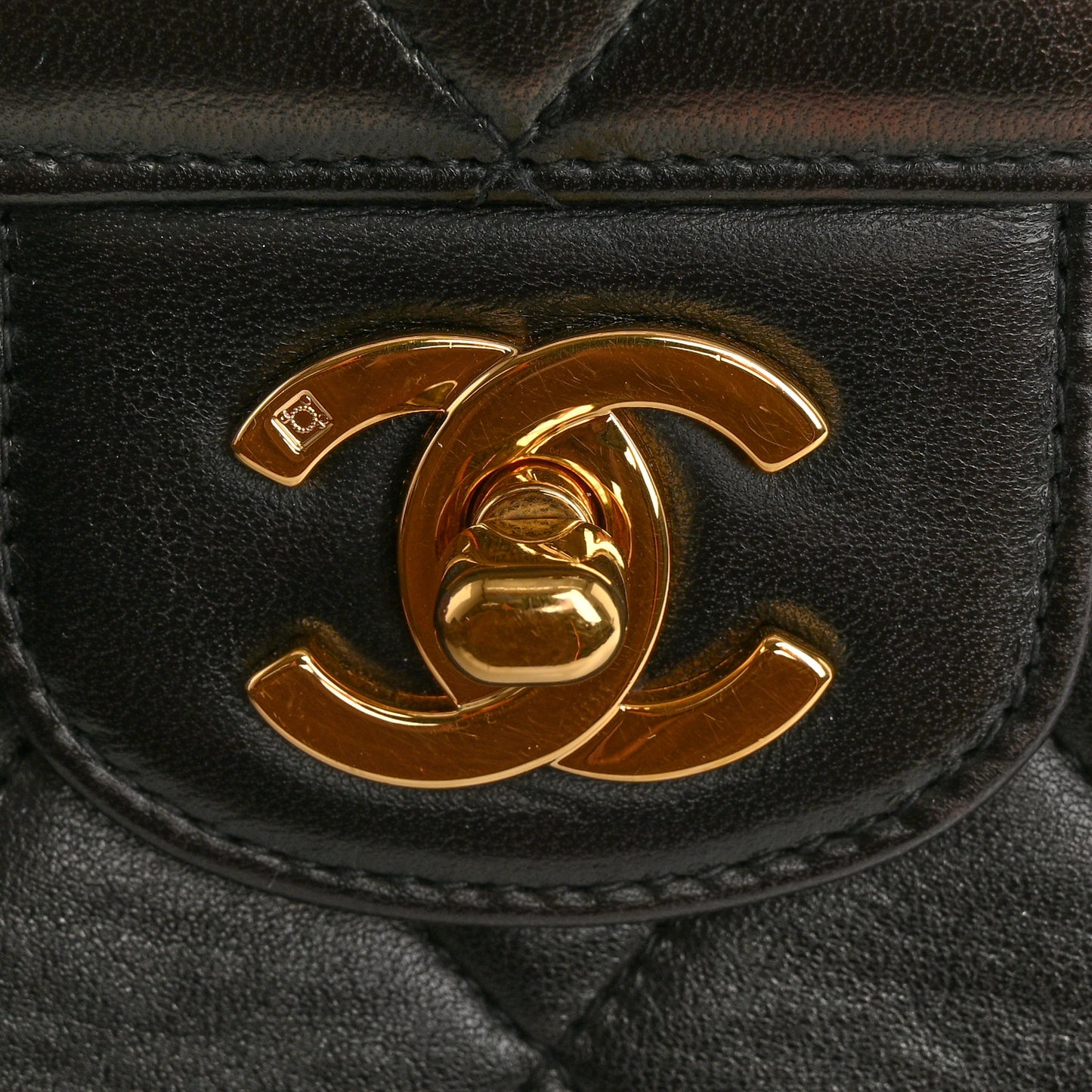 Lambskin Quilted Medium Single Flap Black