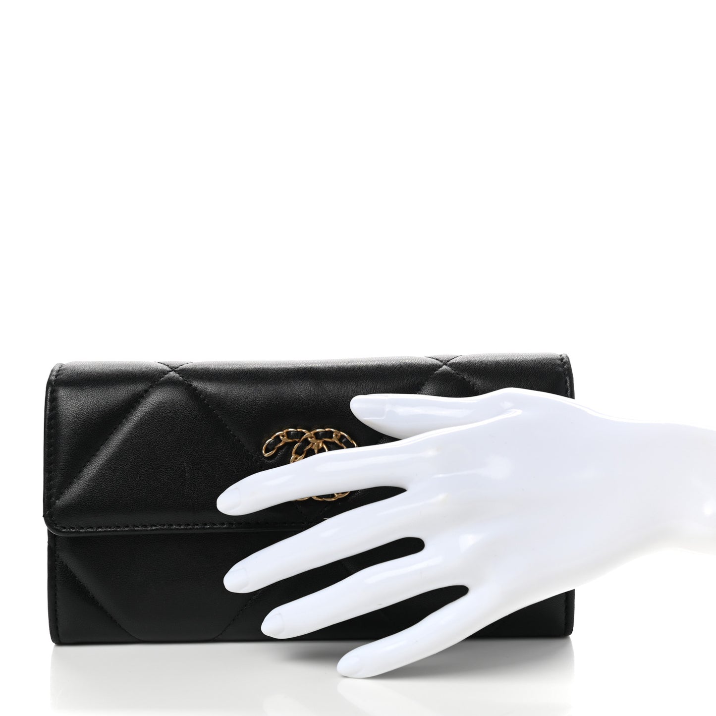 Lambskin Quilted Chanel 19 Flap Wallet Black