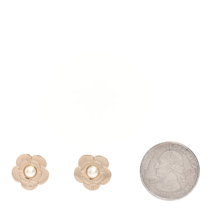 Chanel Pearl CC Camellia Earrings Gold 2 of 5
