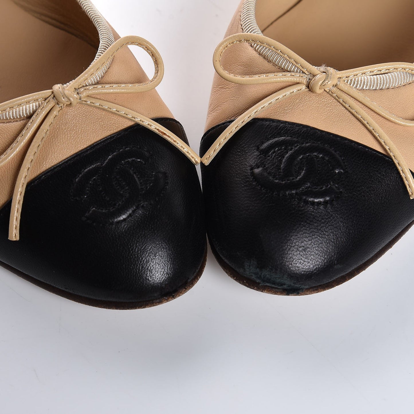 Lambskin Cap Toe Ballerina Flats 39.5 Beige Black