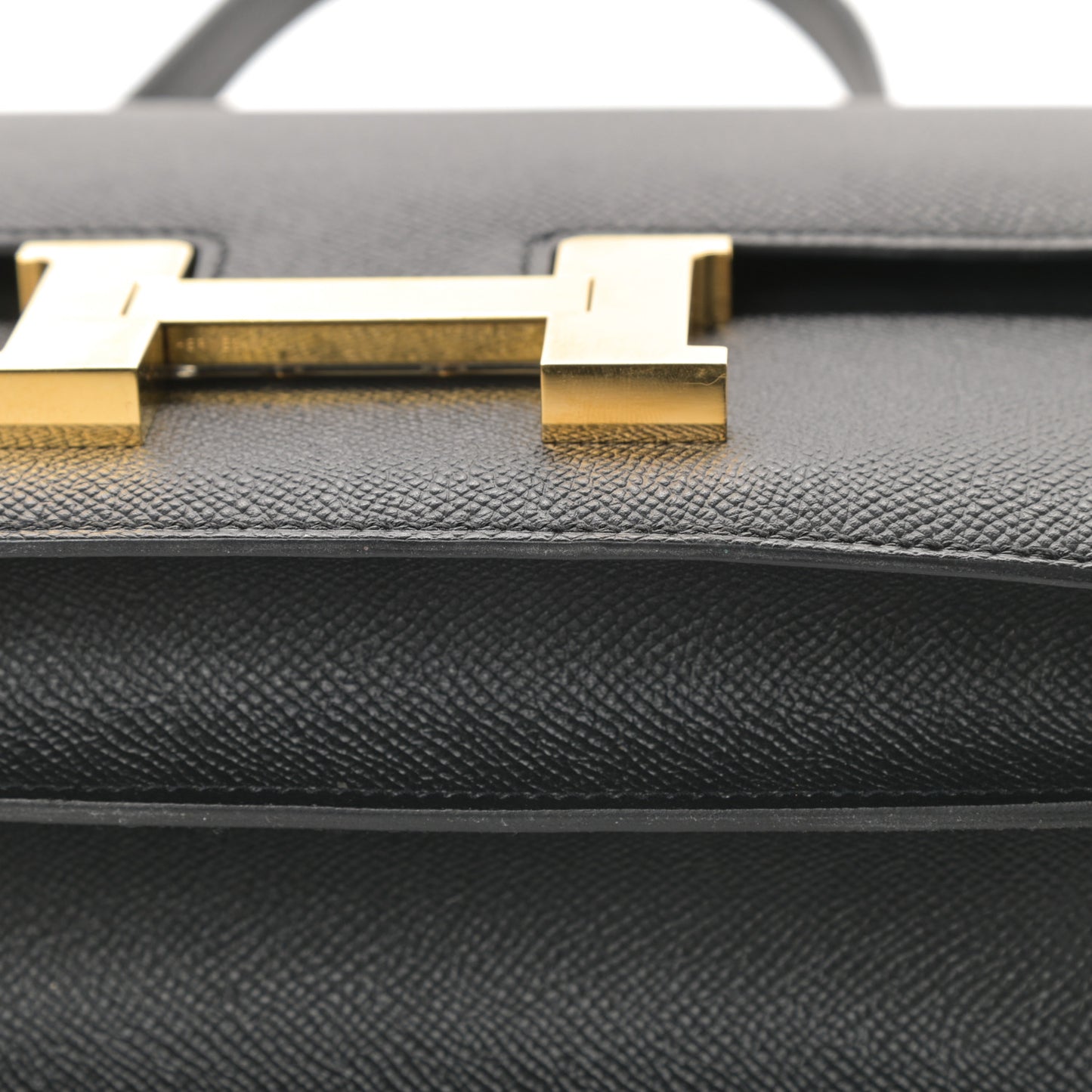 Epsom Constance 24 Black