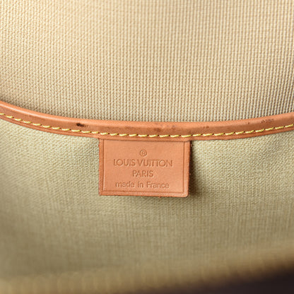 Louis Vuitton Monogram Excursion Shoe Bag 6 of 10