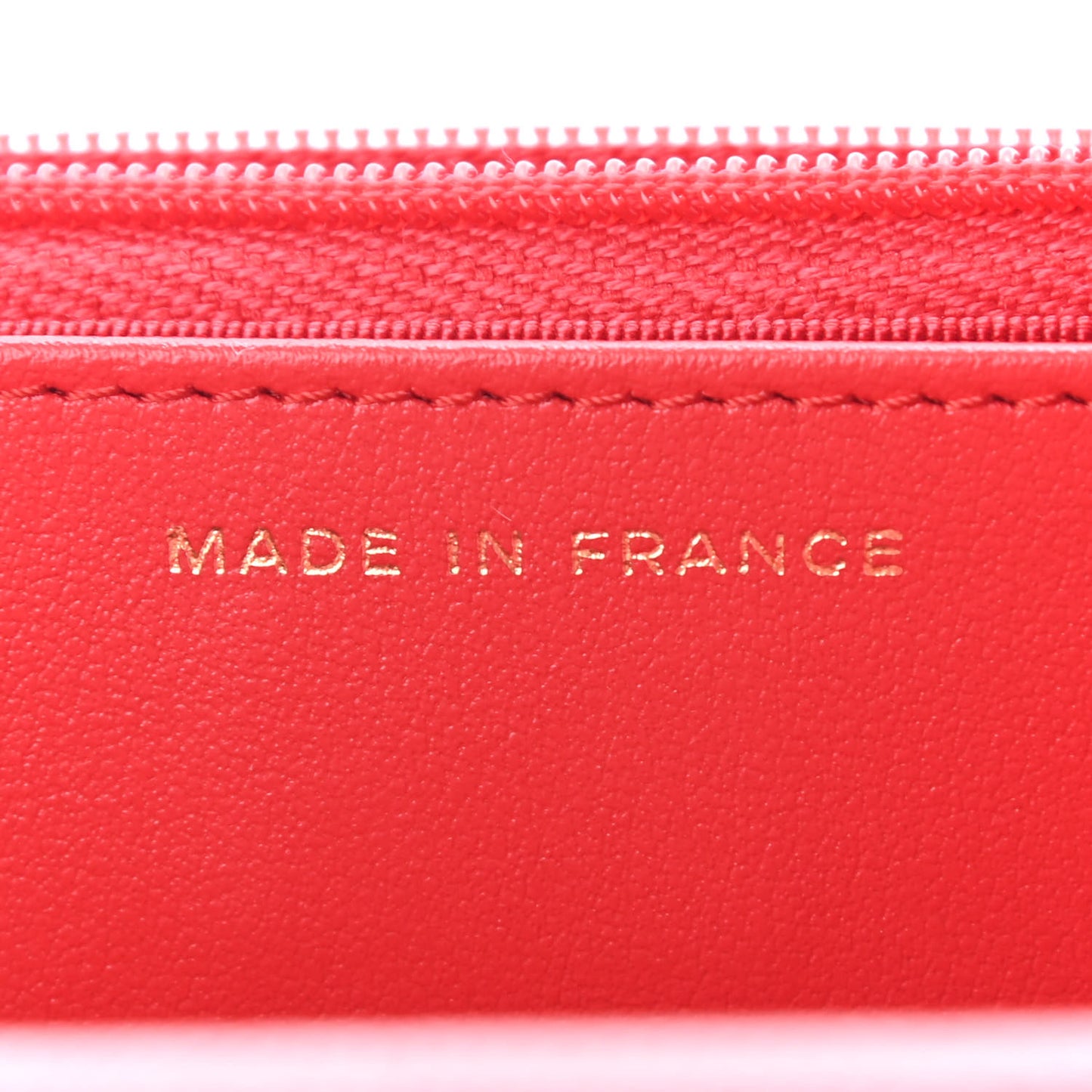 Caviar Quilted Wallet On Chain WOC Red