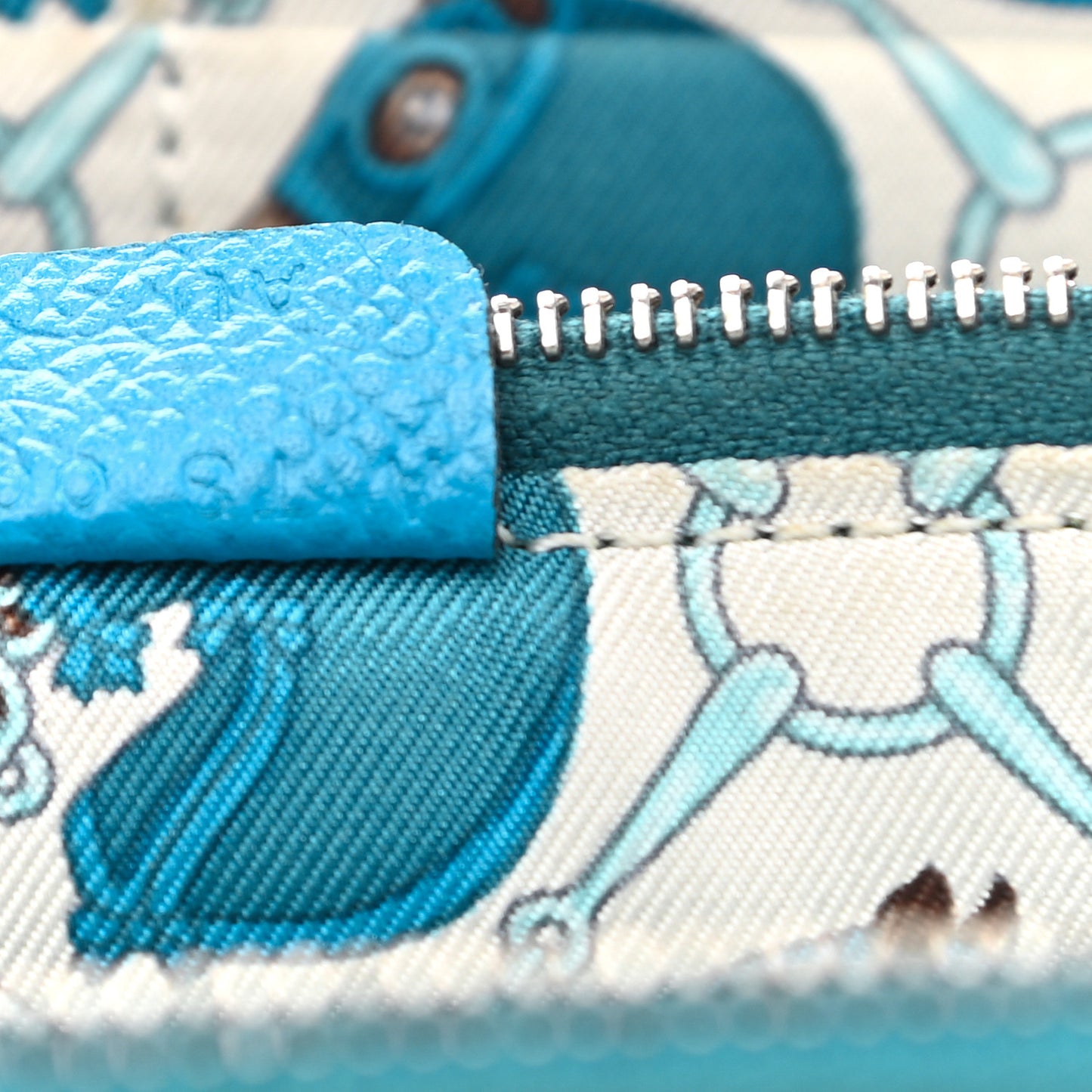 Epsom Silk'In Wallet Bleu Zanzibar
