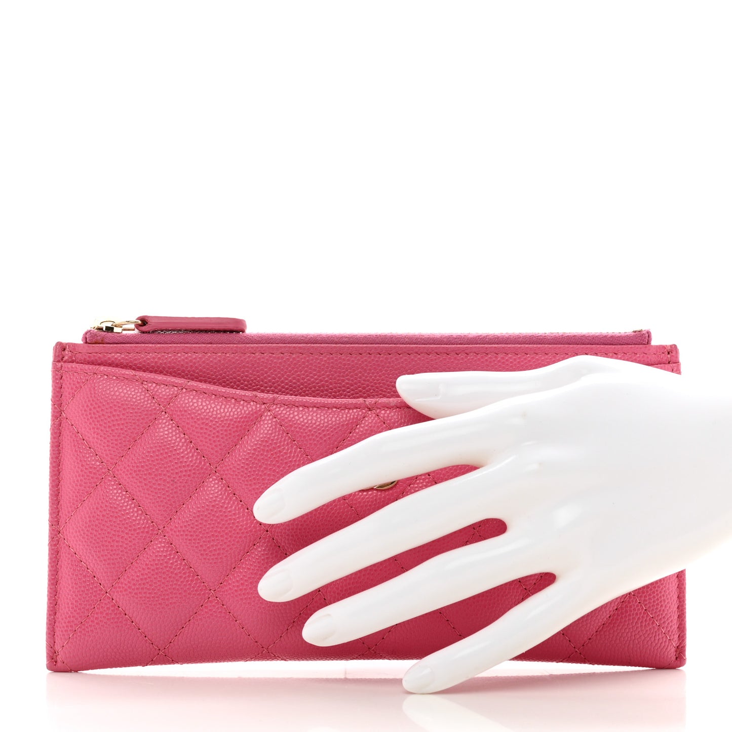 Caviar Quilted Classic Zip Pouch Pink