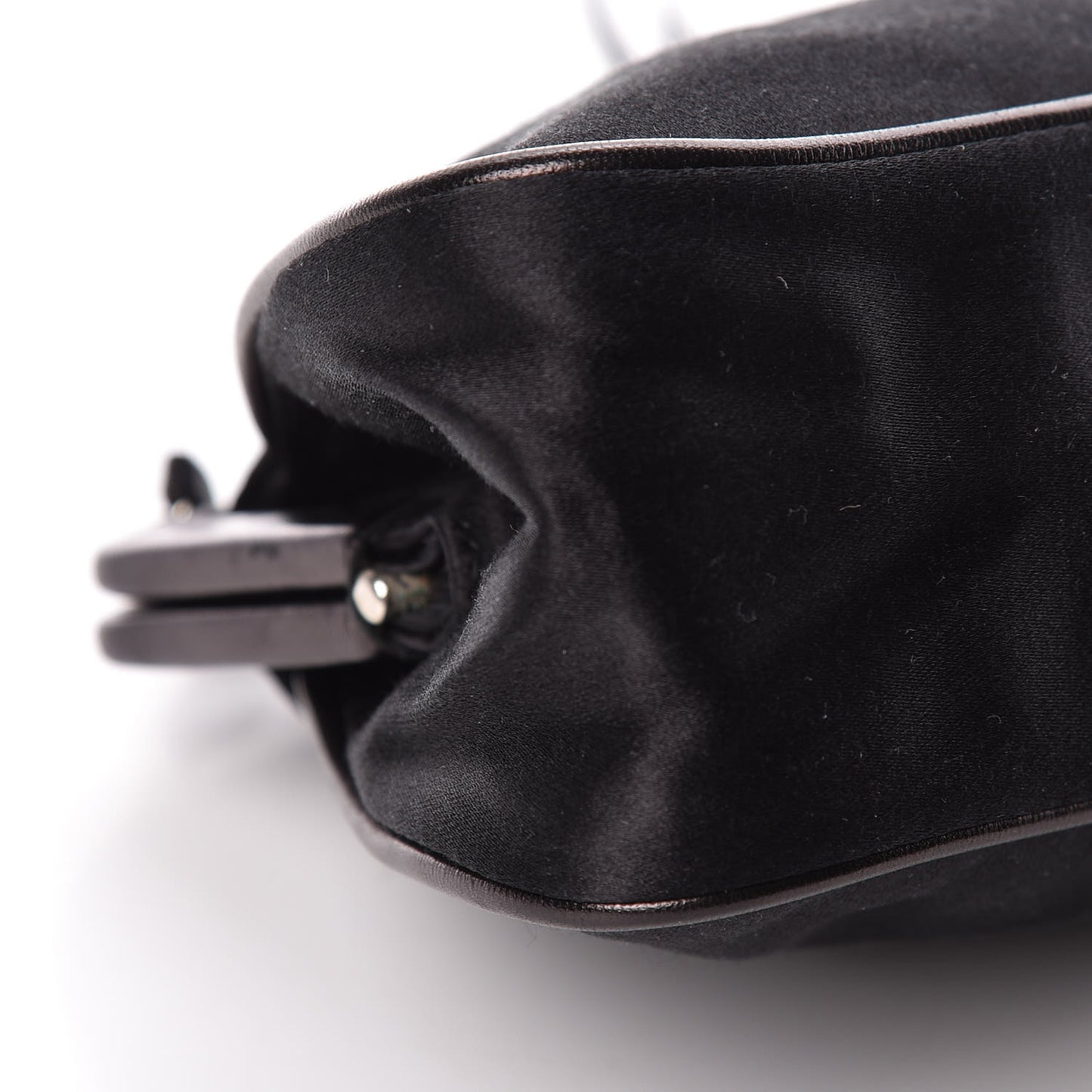 Satin Kisslock Clutch Black