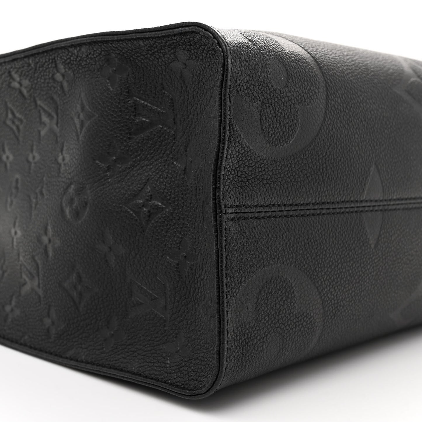 Empreinte Monogram Giant Onthego MM Black