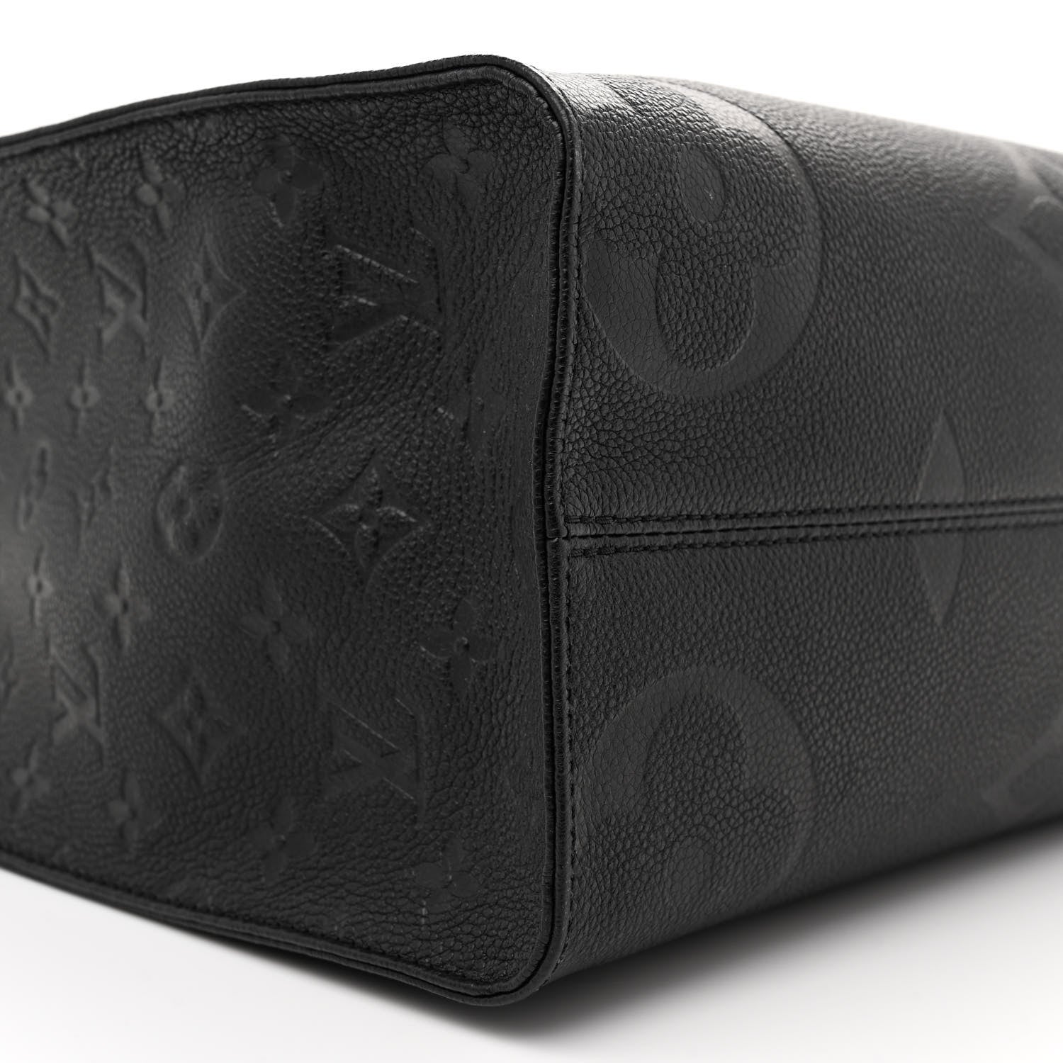 Louis Vuitton Empreinte Monogram Giant Onthego MM Black 8 of 10