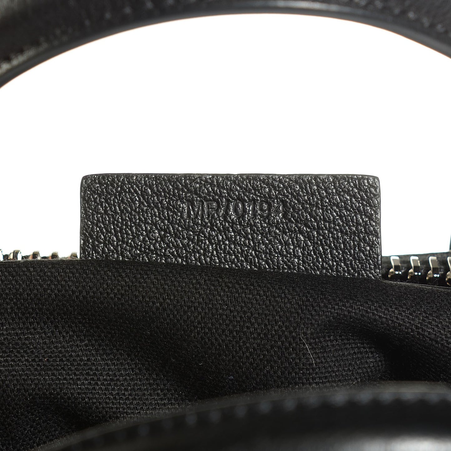 Sugar Goatskin Medium Antigona Black