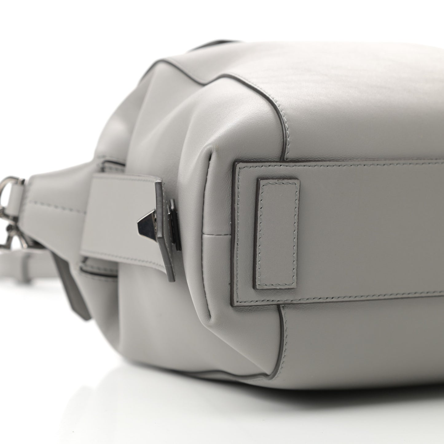 Calfskin Small Soft Antigona Pearl Grey