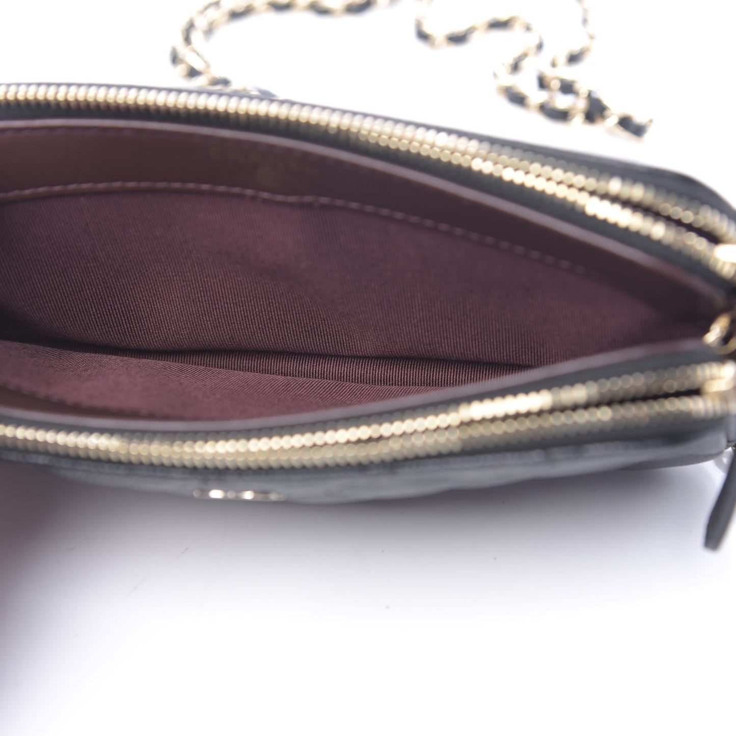 Caviar Quilted Small Clutch With Chain Black