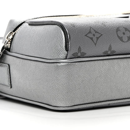 Louis Vuitton Taigarama Outdoor Messenger Gunmetal 8 of 10