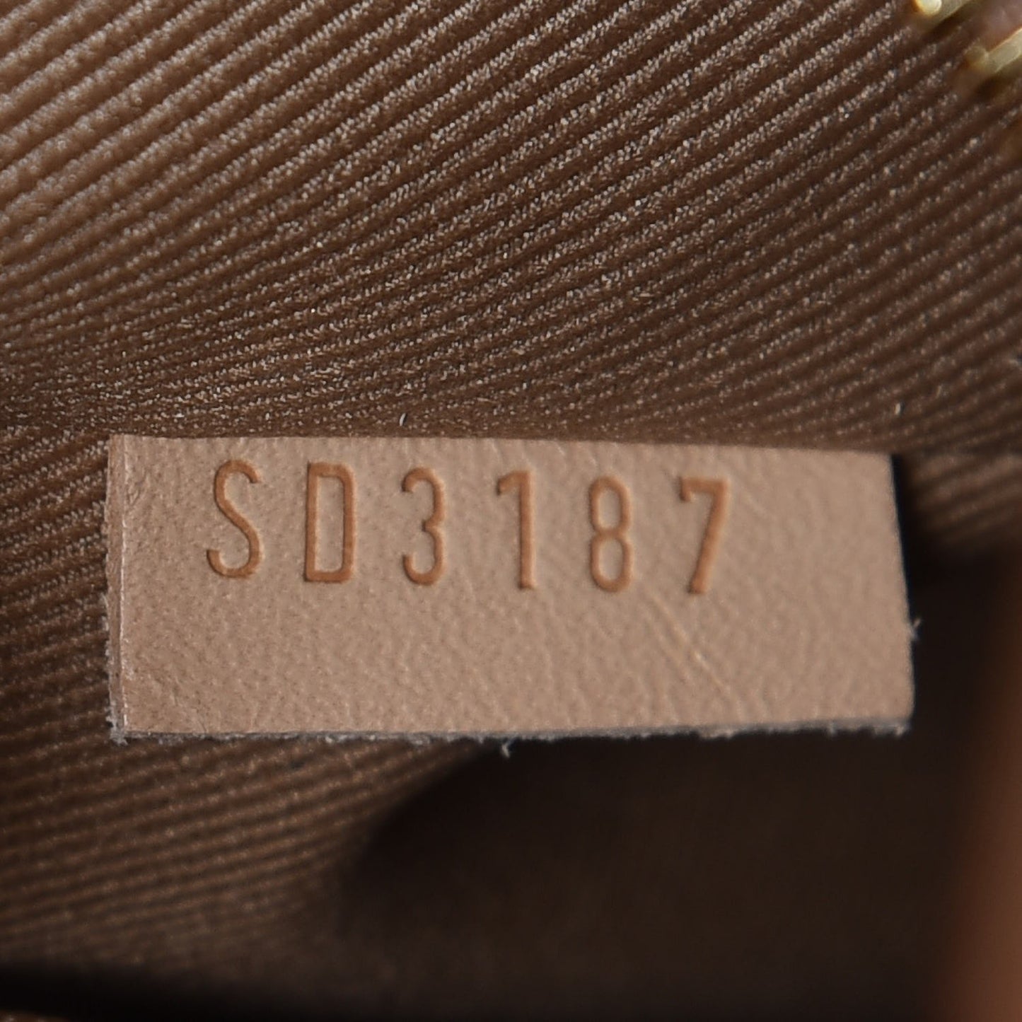 Monogram Graceful MM