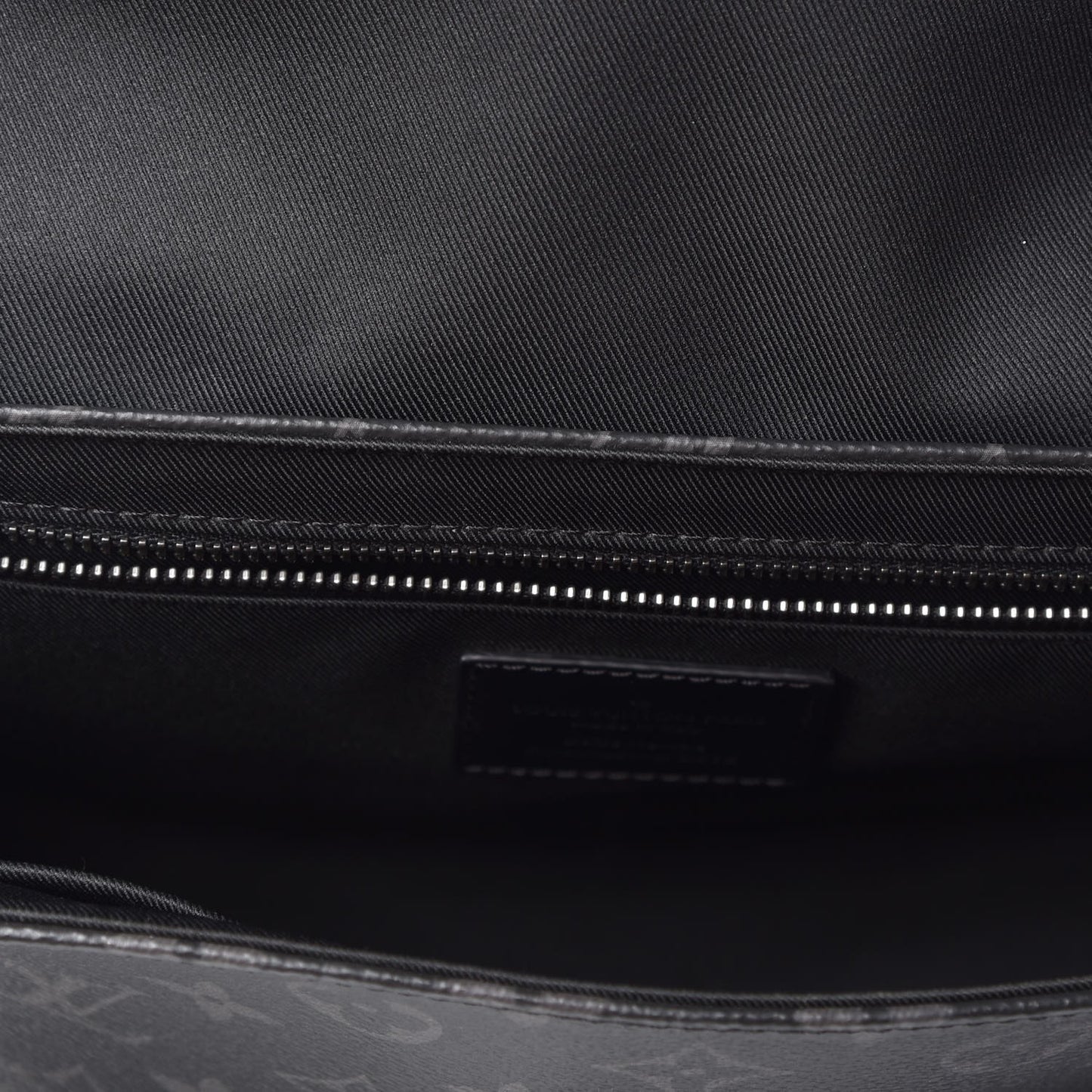 Monogram Eclipse Voyager PM Messenger