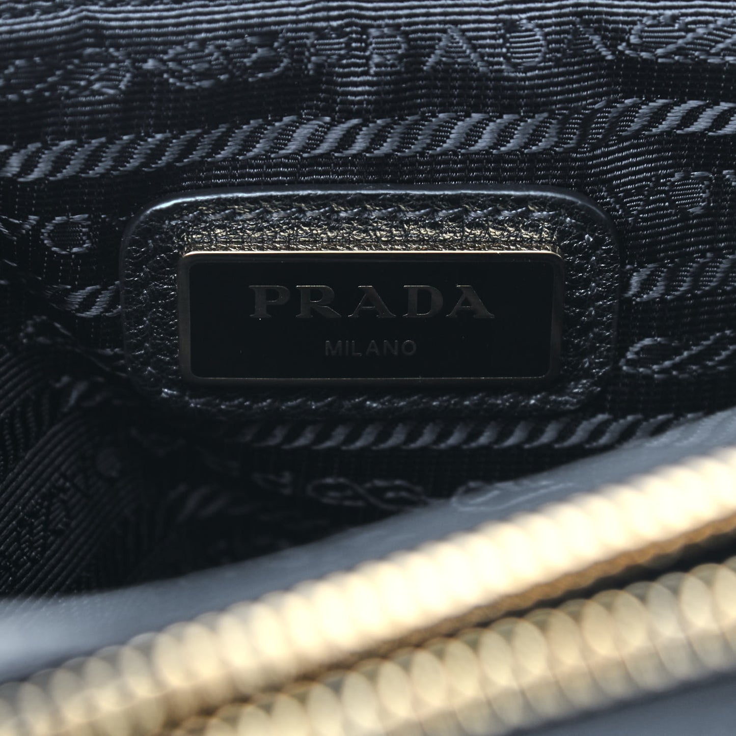 Vitello Phenix Camera Bag Black