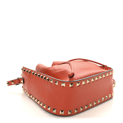 Valentino Garavani Grained Calfskin Rockstud Bucket Bag Orange 4 of 10