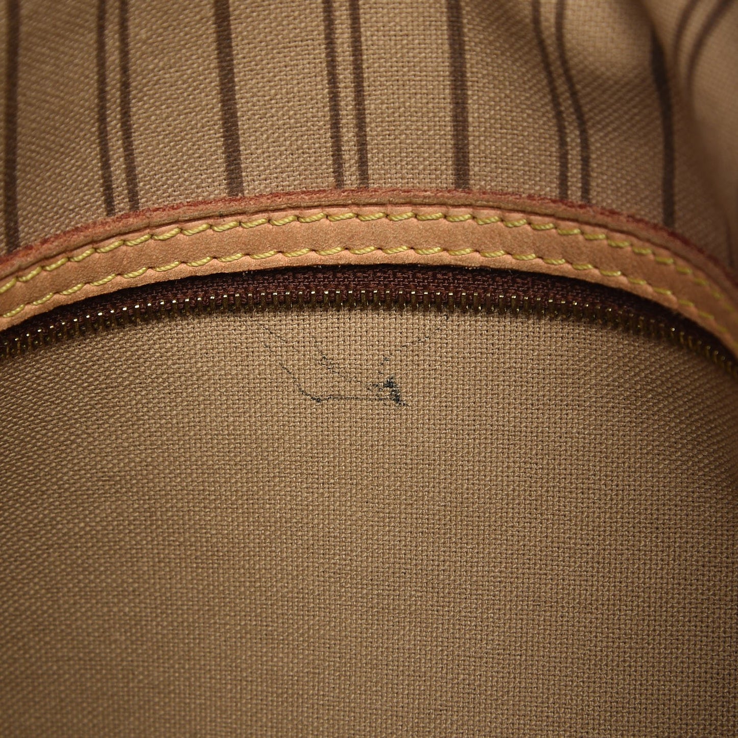 Monogram Delightful MM