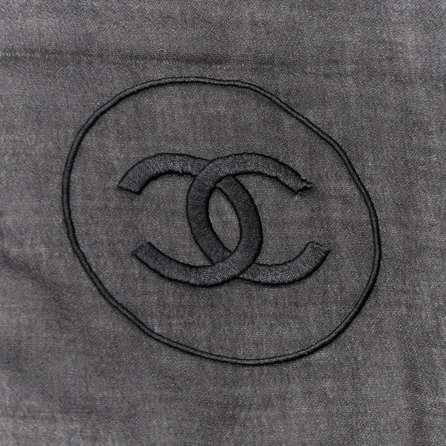 Cashmere Silk CC Fringe Scarf grey