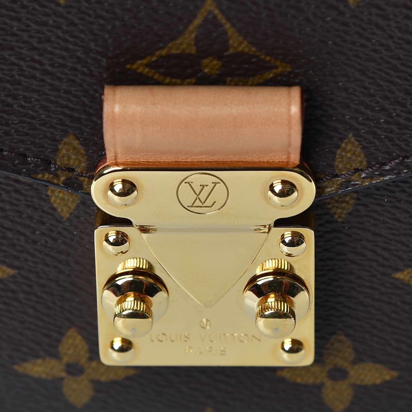 Monogram Pochette Metis