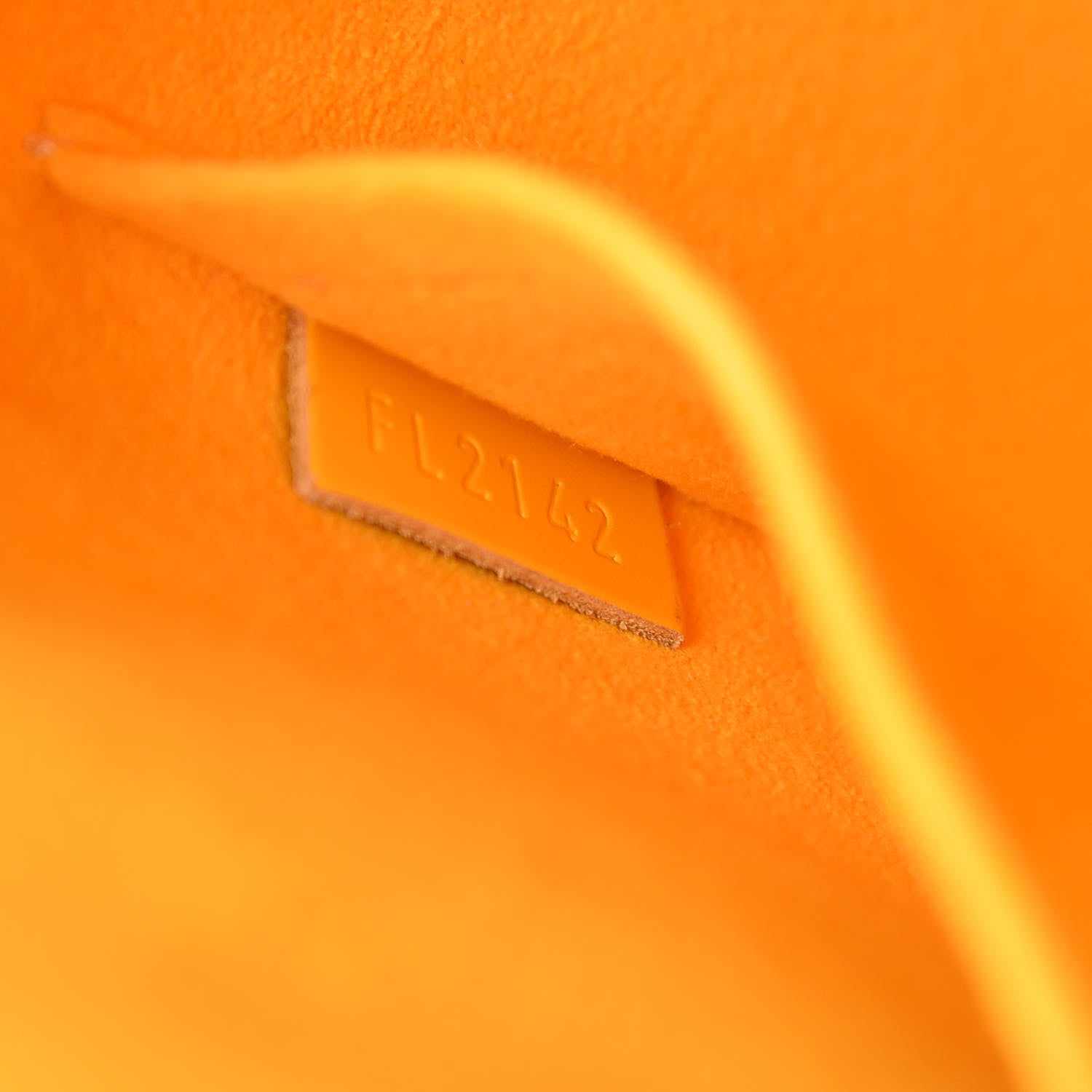 Louis Vuitton Epi Alma MM Citron 8 of 11