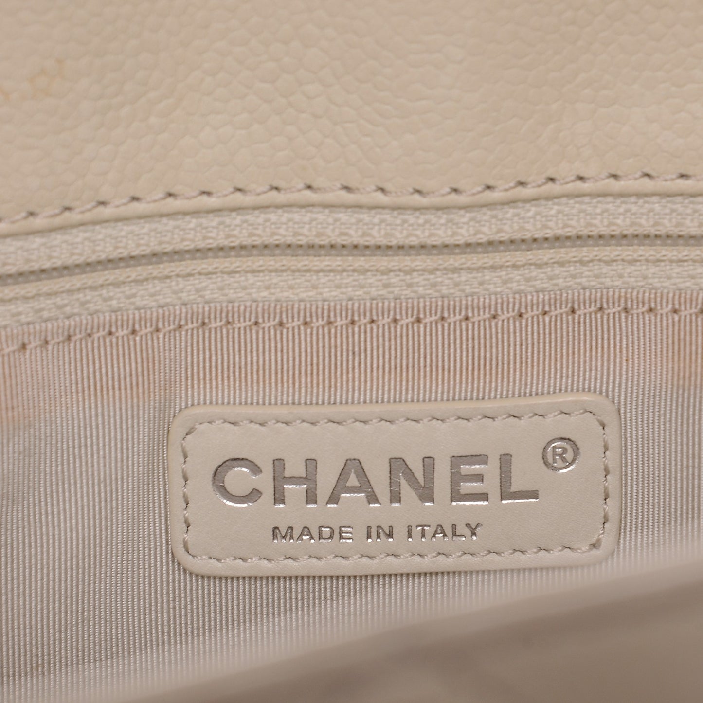 Caviar Quilted Grand Shopping Tote GST Ivory