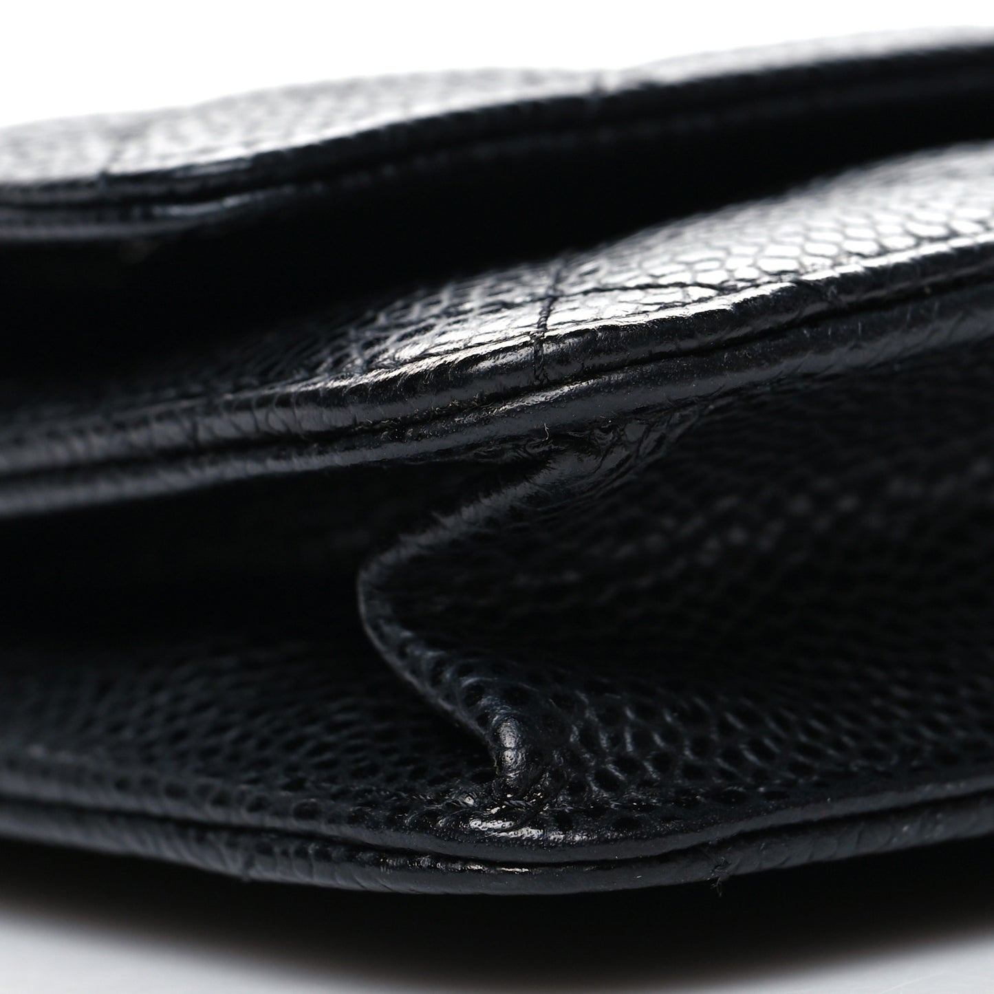 Caviar Quilted Wallet on Chain WOC Black